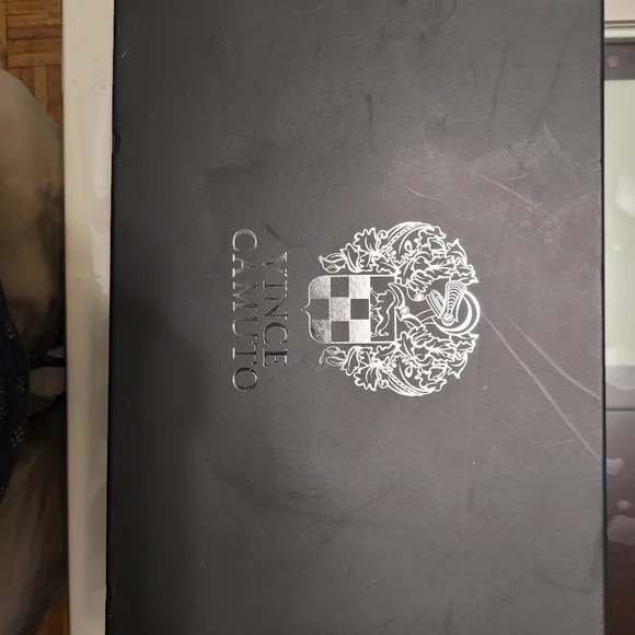 Shoe - Picture 4 of 6